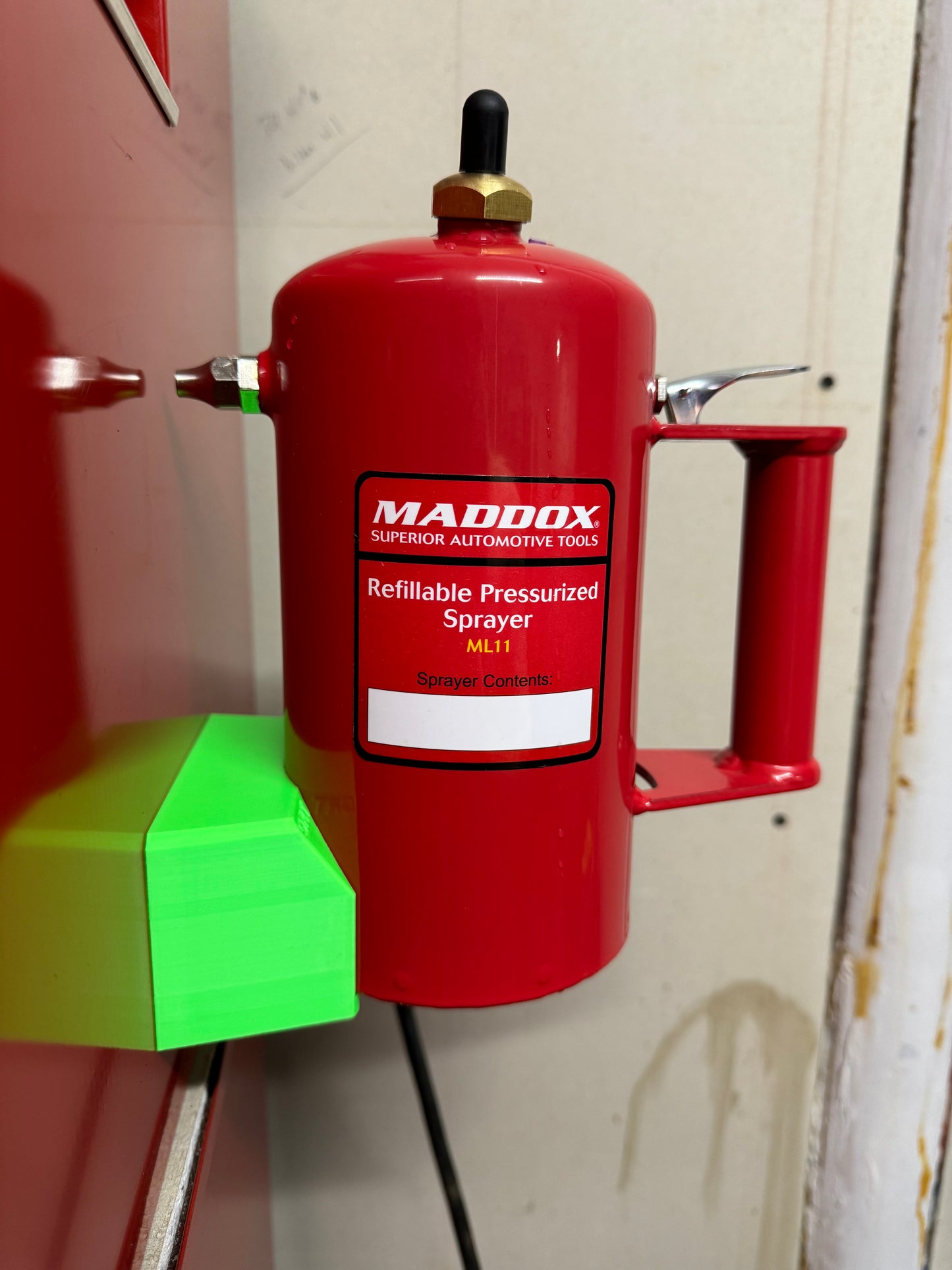 Big Sprayer Holder