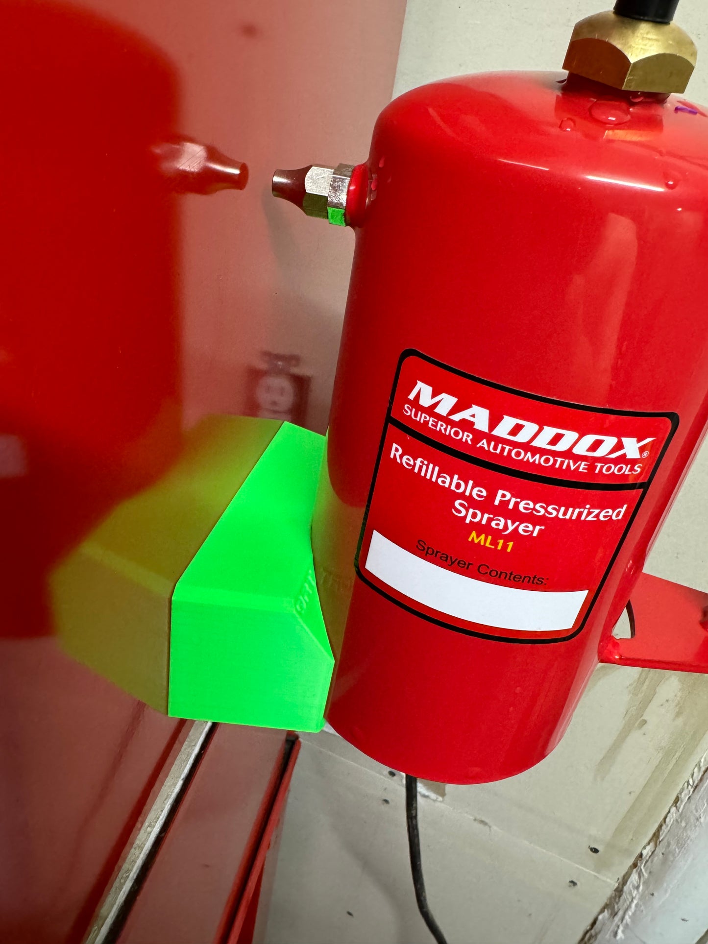 Big Sprayer Holder