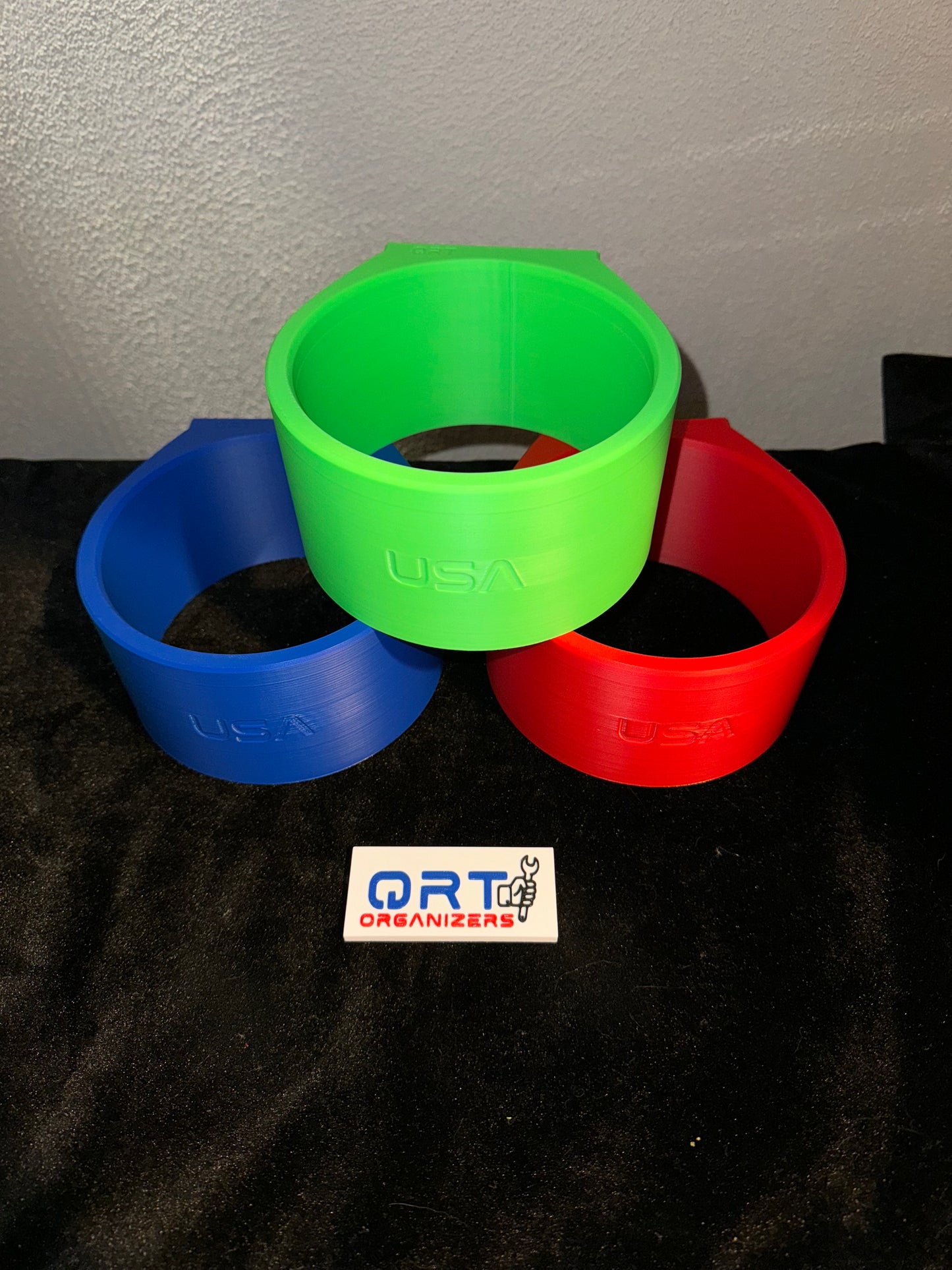 QRT Magnetic Tub O Towels Holder